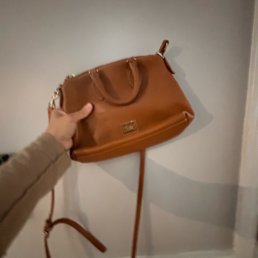 Dooney + Bourke Purse / Cross Body / Handbag